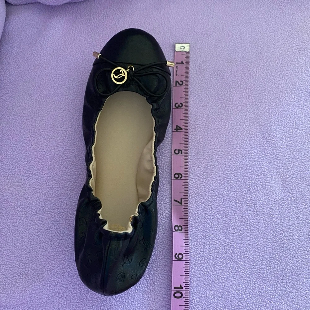 Juicy Couture Black Flats with Gold Accents - Picture 11 of 12